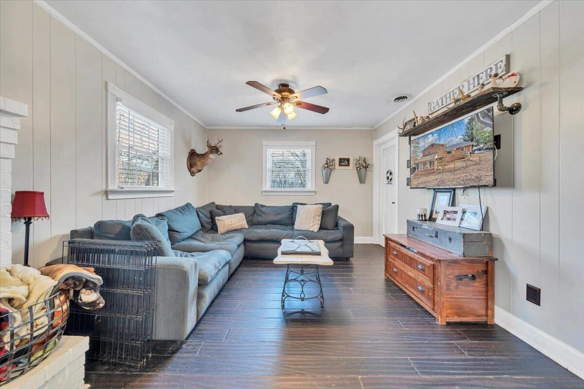 2166 Ruritan RD - Photo 32