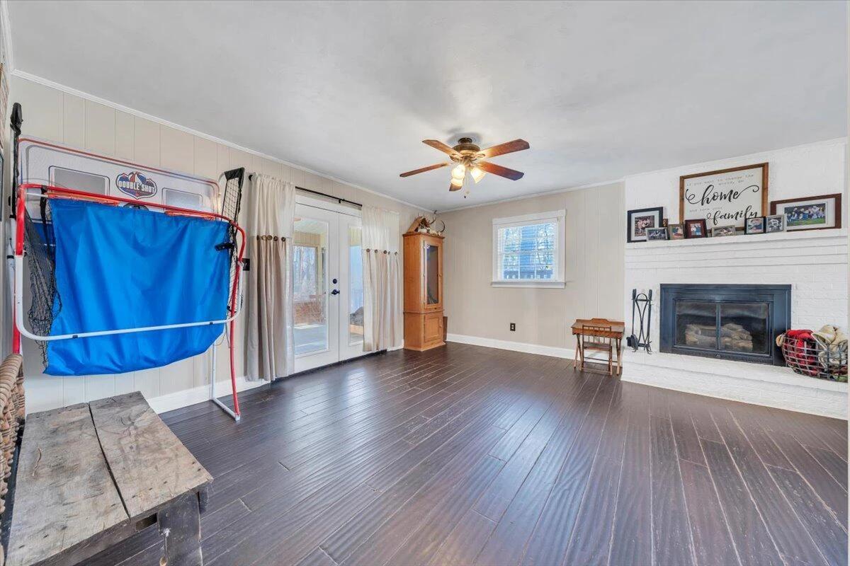 2166 Ruritan RD - Photo 35