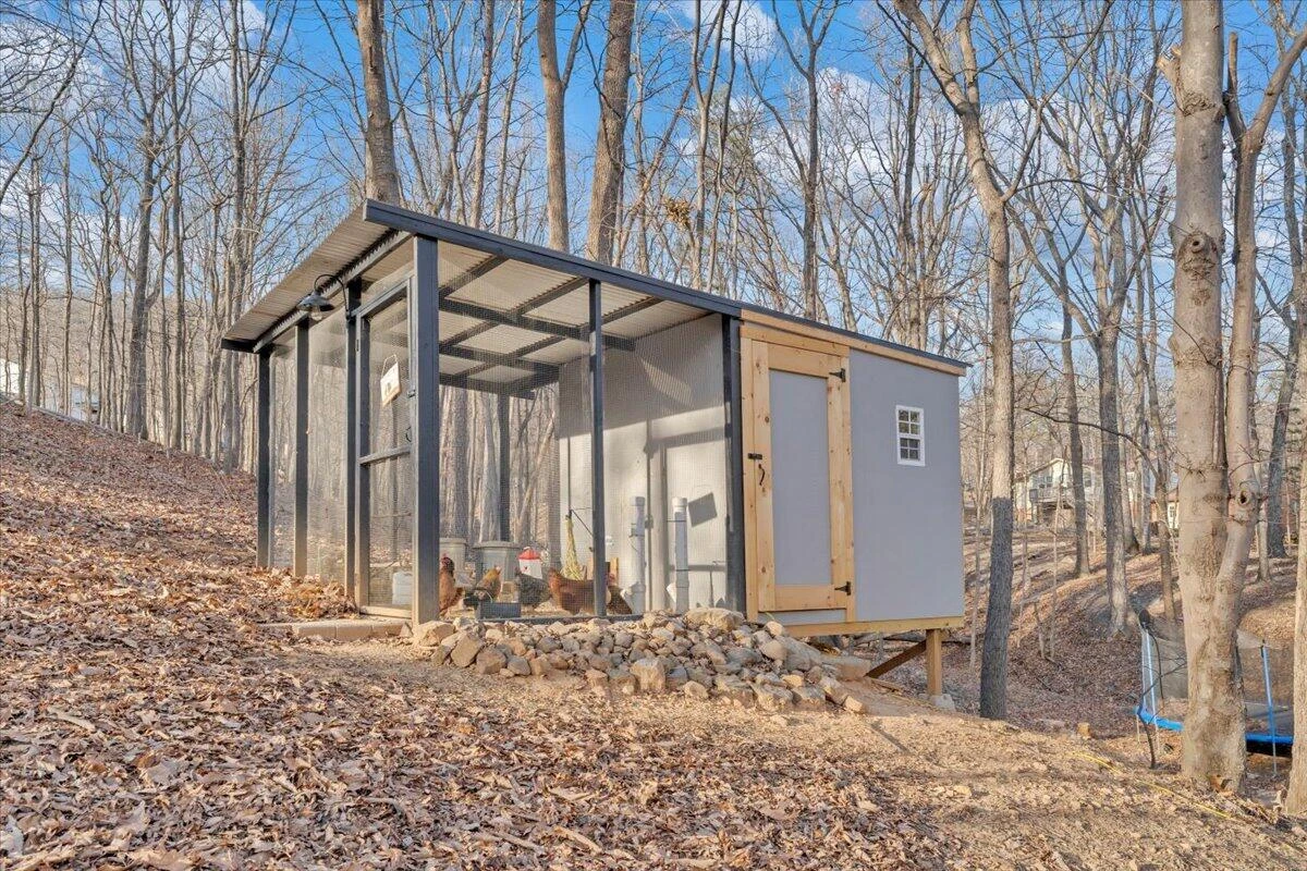2166 Ruritan RD - Photo 45