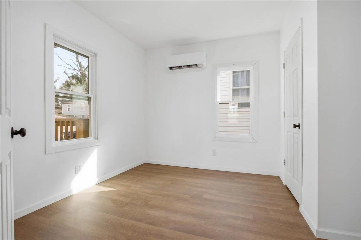 1326 Gilmer AVE NW - Photo 13