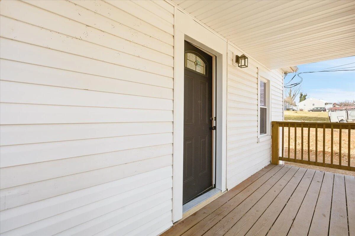 1326 Gilmer AVE NW - Photo 3