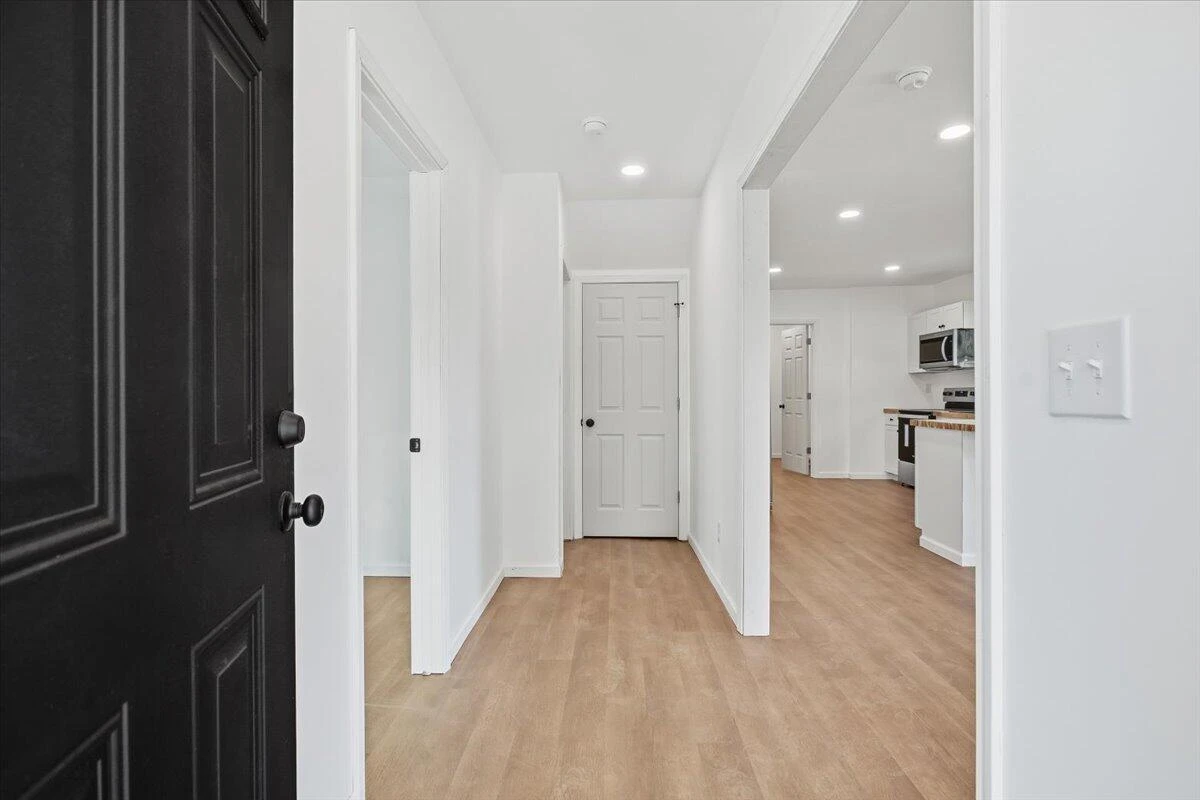 1326 Gilmer AVE NW - Photo 4