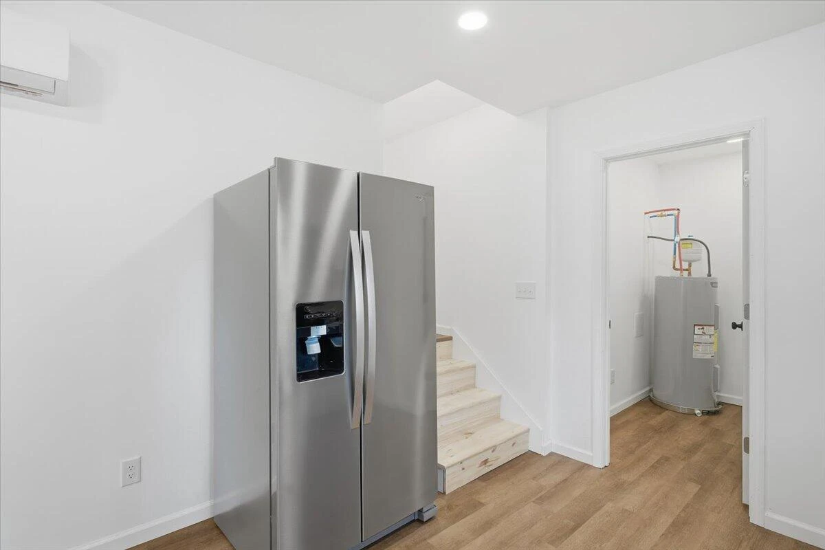 1326 Gilmer AVE NW - Photo 8