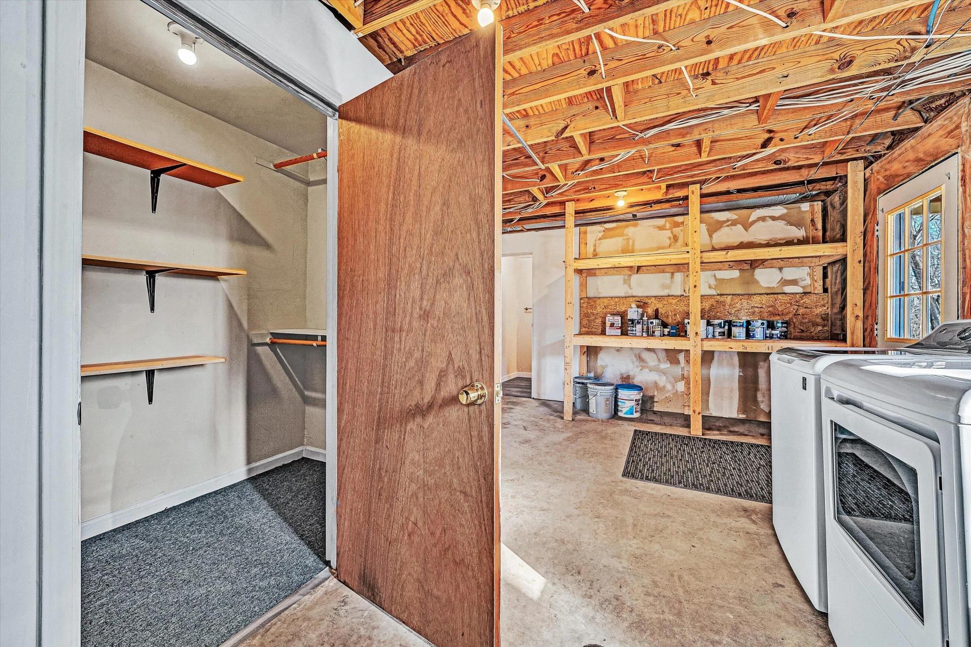 2186 Horn CIR - Photo 31