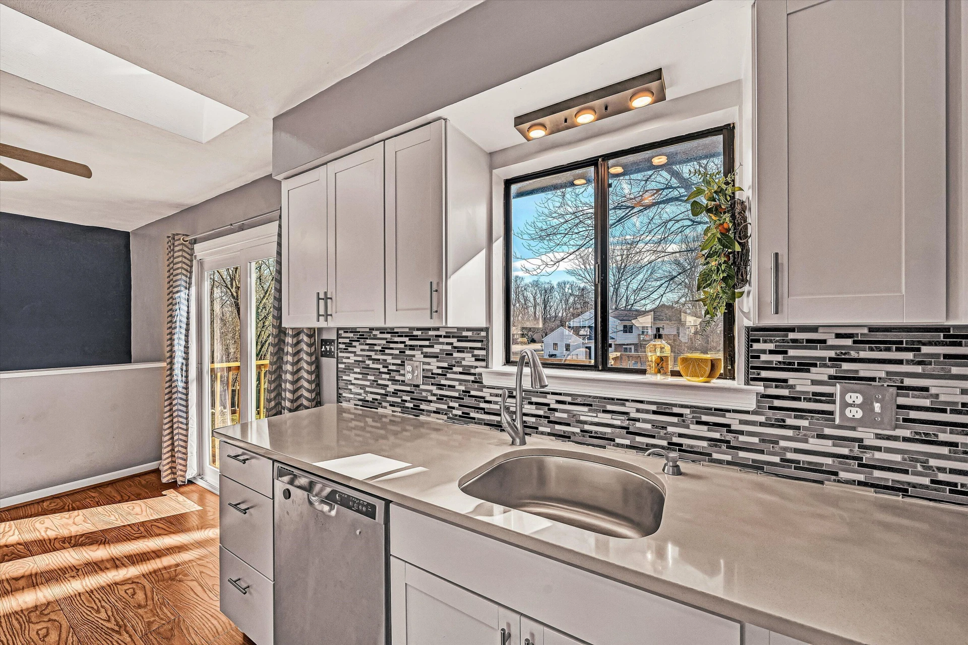 2186 Horn CIR - Photo 8