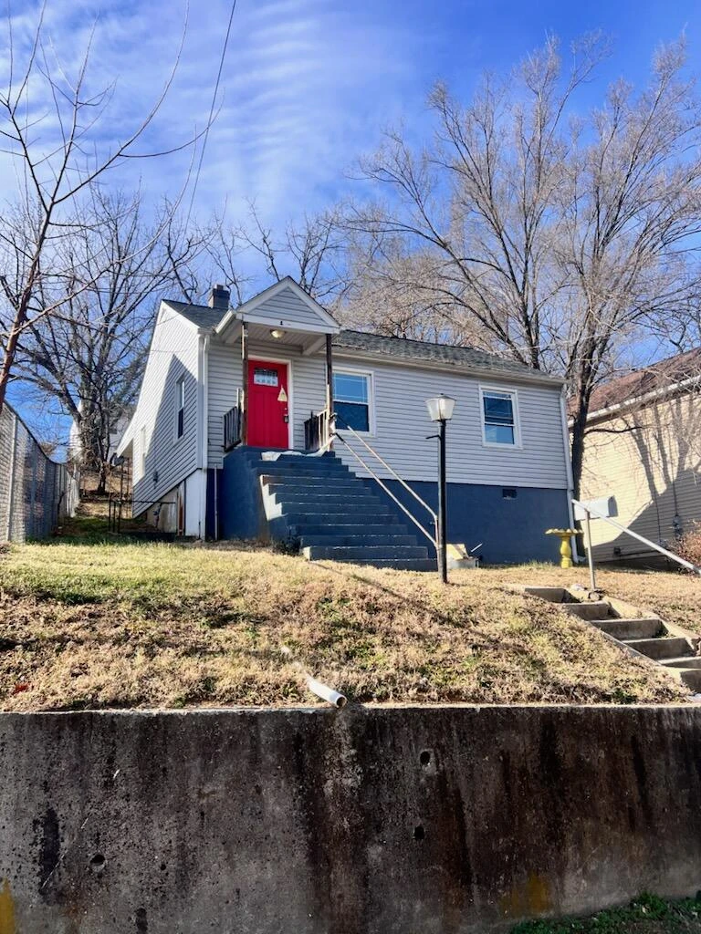 419 Highland AVE SE
