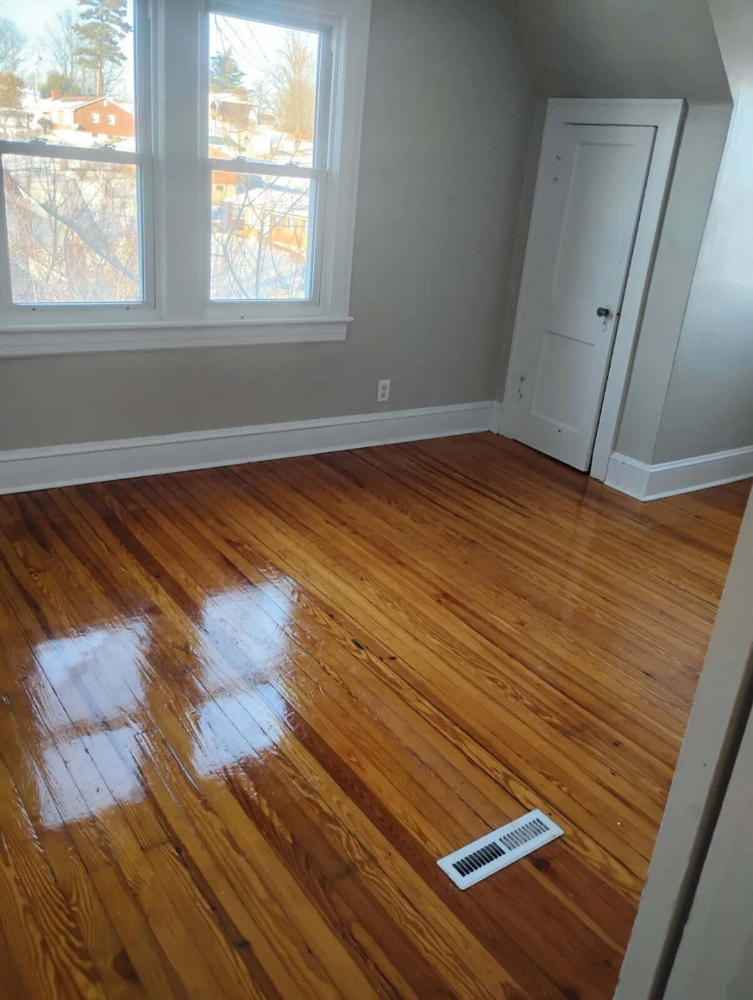 1320 Gilford AVE NW - Photo 14
