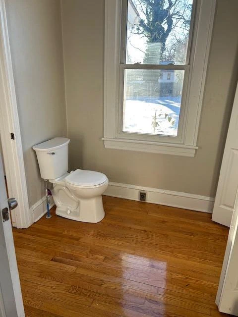 1320 Gilford AVE NW - Photo 6