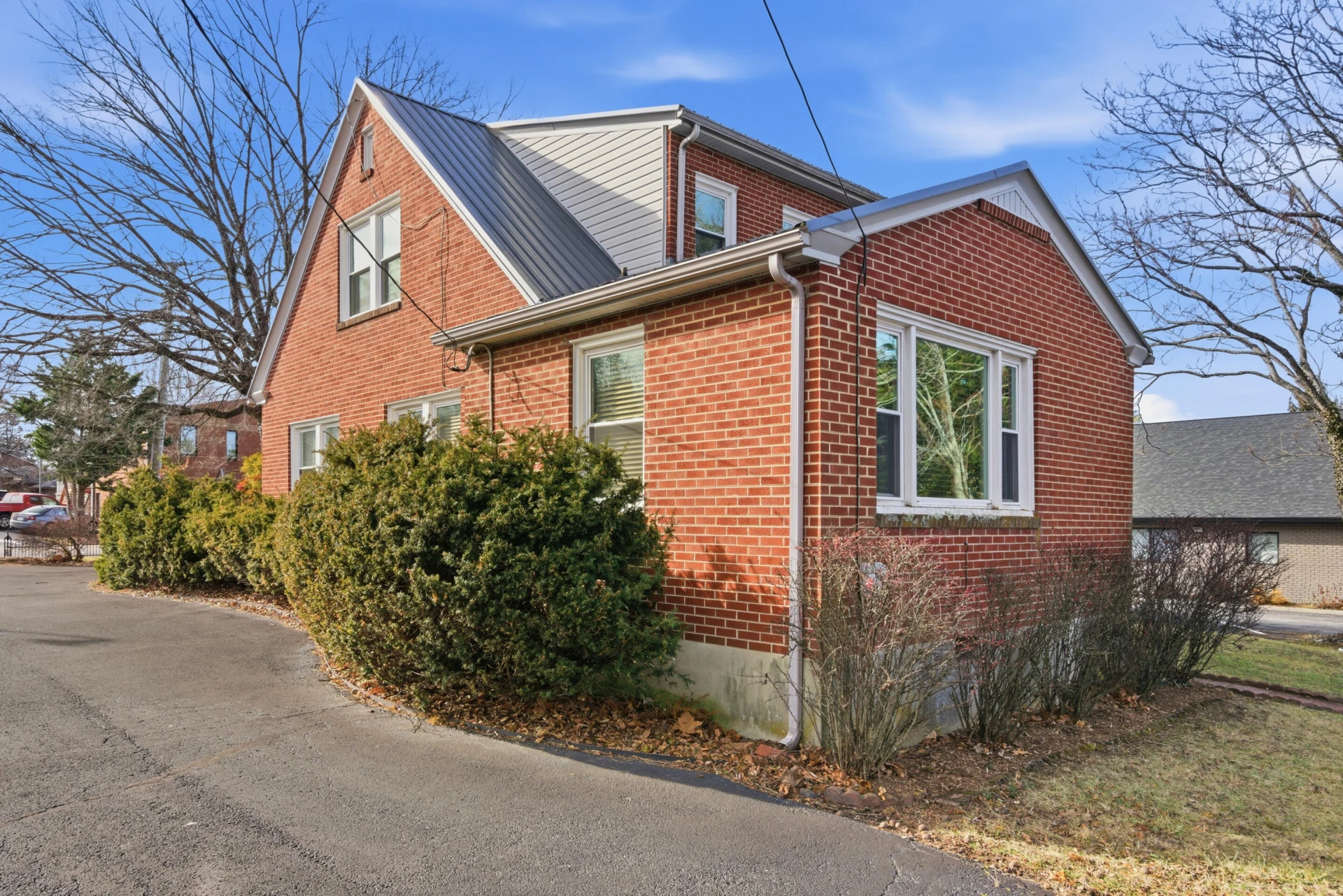 7 Radford ST NW - Photo 3