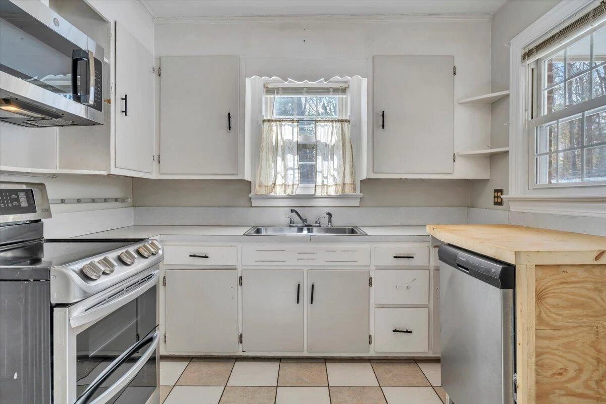 6801 Virgil H Goode Hwy - Photo 9