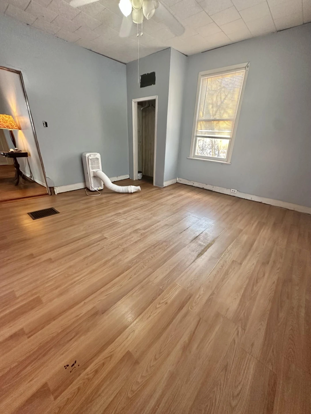 921 Kensington AVE - Photo 11