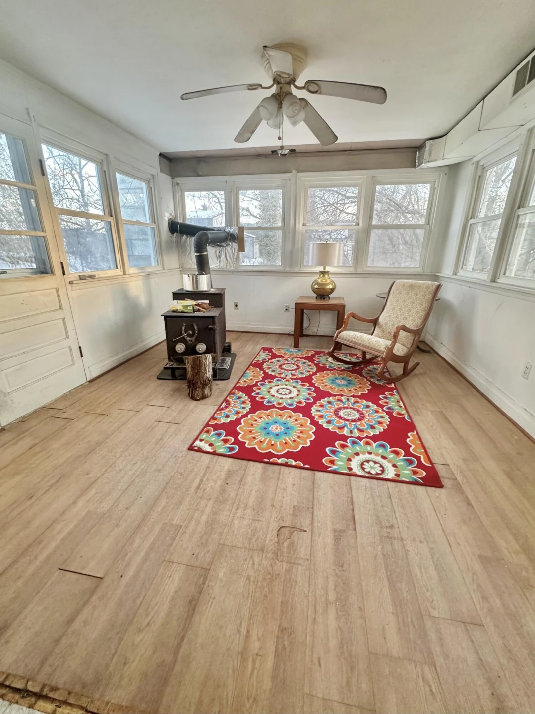 921 Kensington AVE - Photo 19