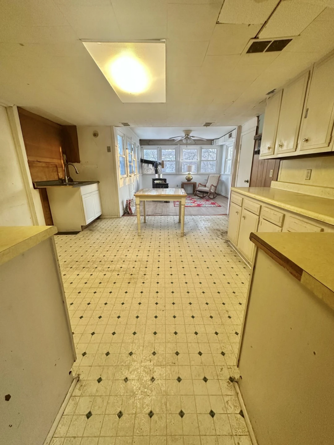 921 Kensington AVE - Photo 22
