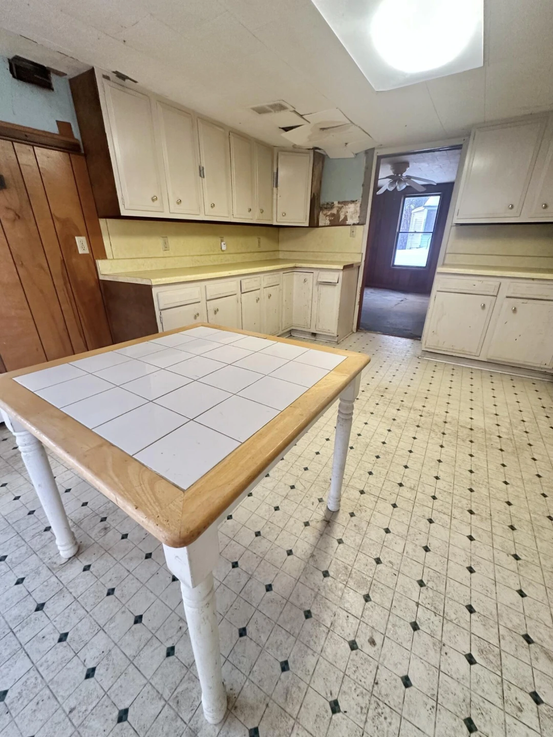 921 Kensington AVE - Photo 24