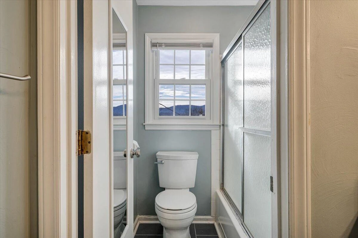 2718 Fletcher ST - Photo 24