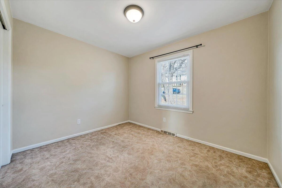 2718 Fletcher ST - Photo 26