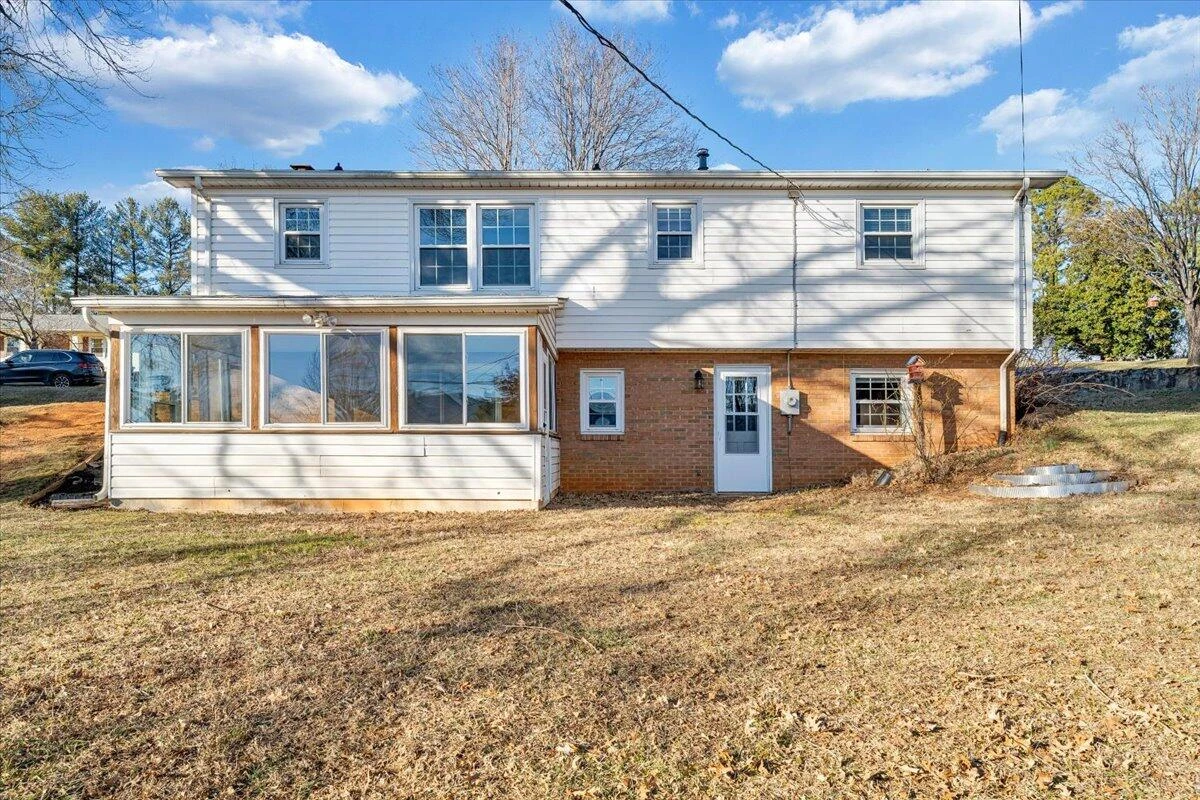 2718 Fletcher ST - Photo 39