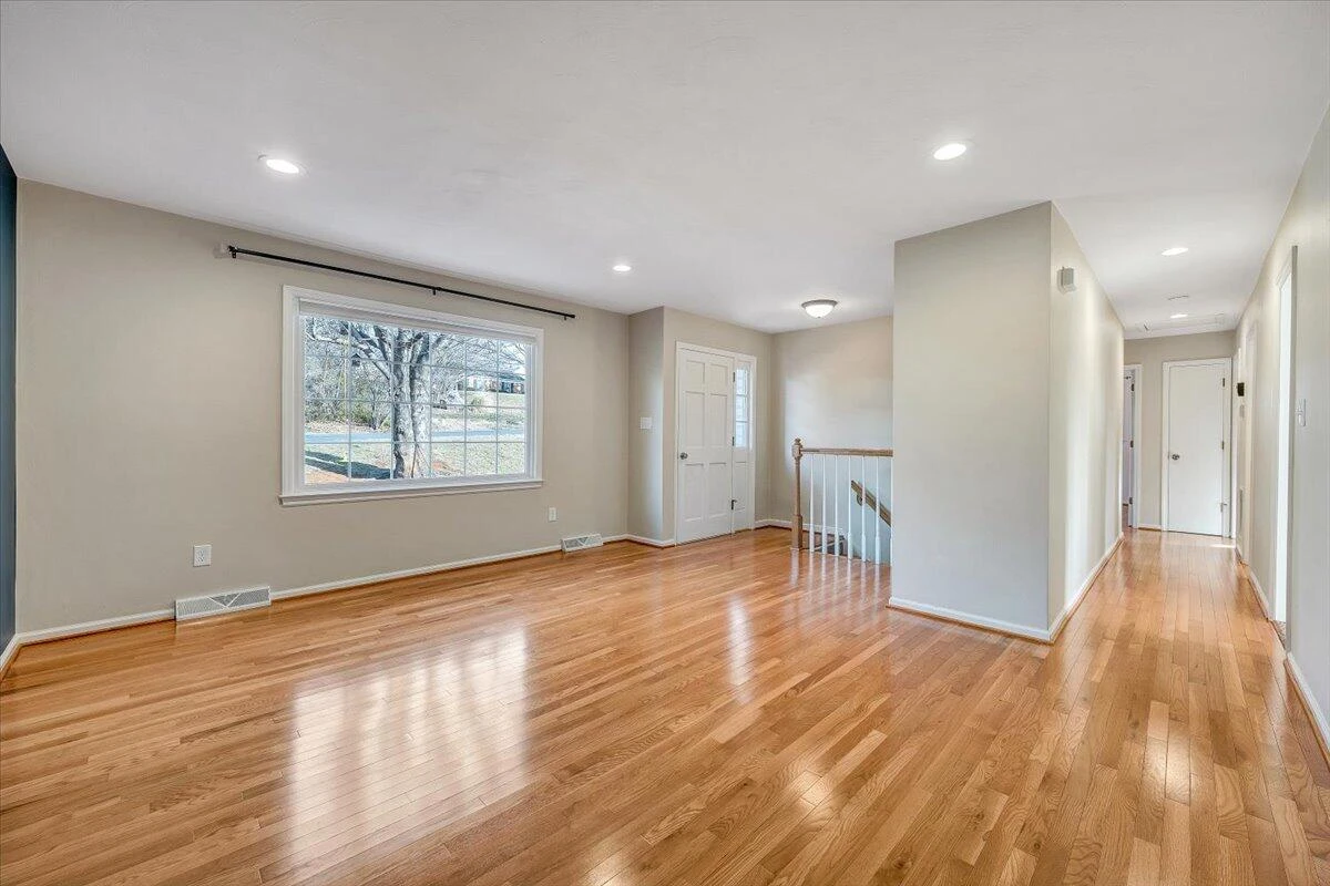 2718 Fletcher ST - Photo 12