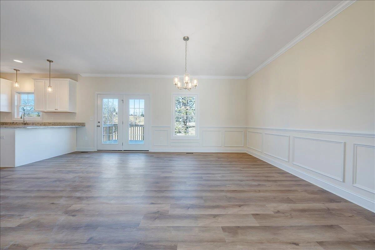 2824 Russlen DR - Photo 7