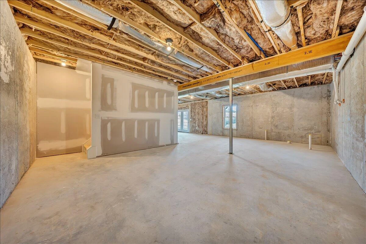 2824 Russlen DR - Photo 34