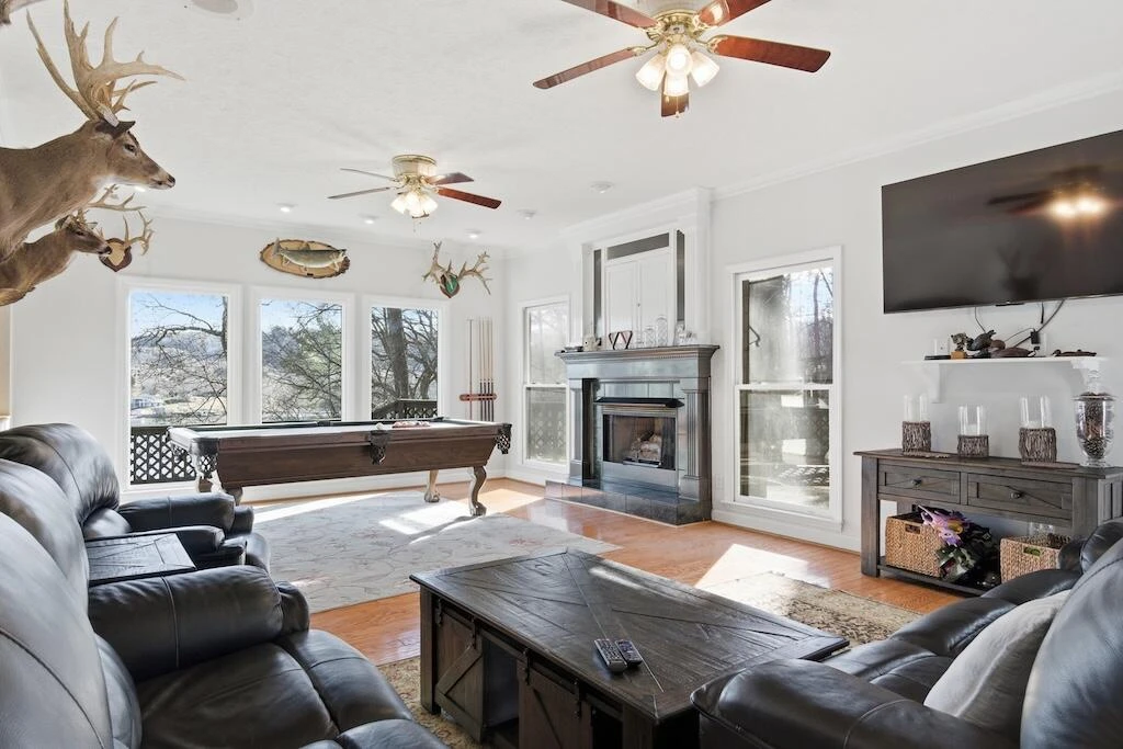 3537 Ferncliff RD - Photo 5