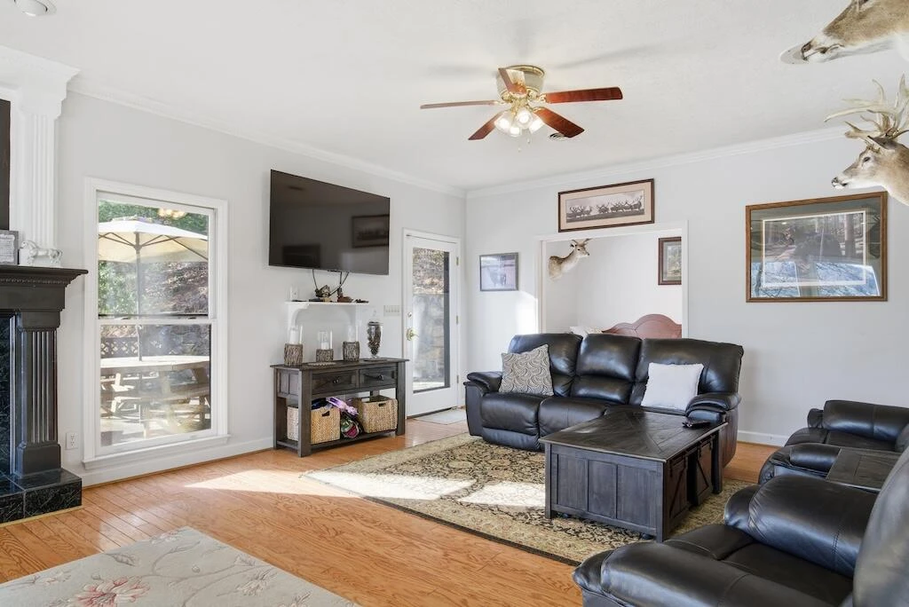 3537 Ferncliff RD - Photo 7