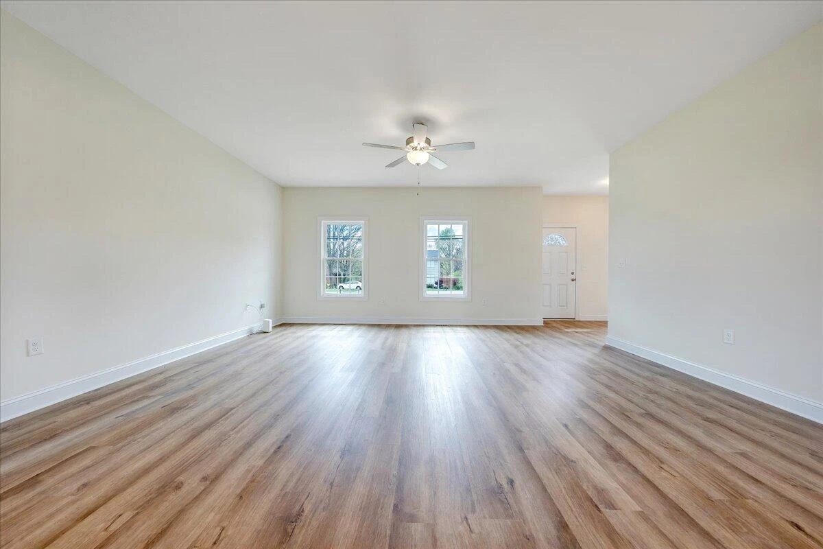 5349 Latah ST - Photo 4