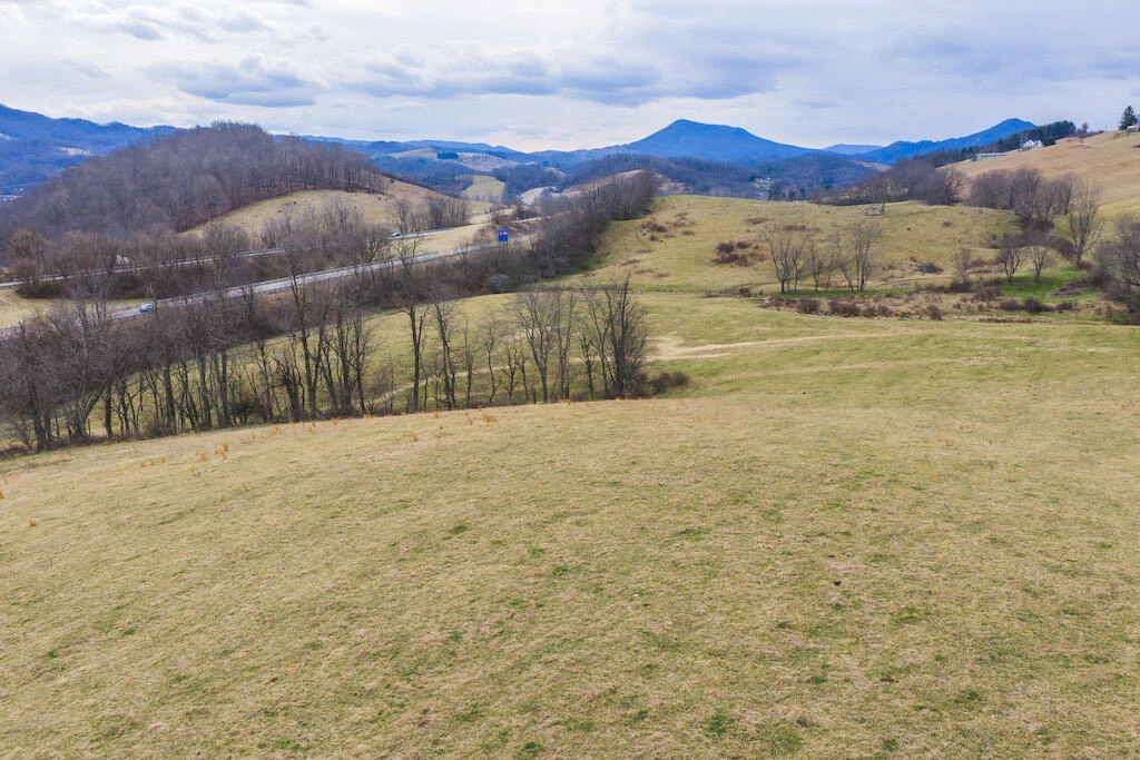 230 Barnes LN - Photo 49