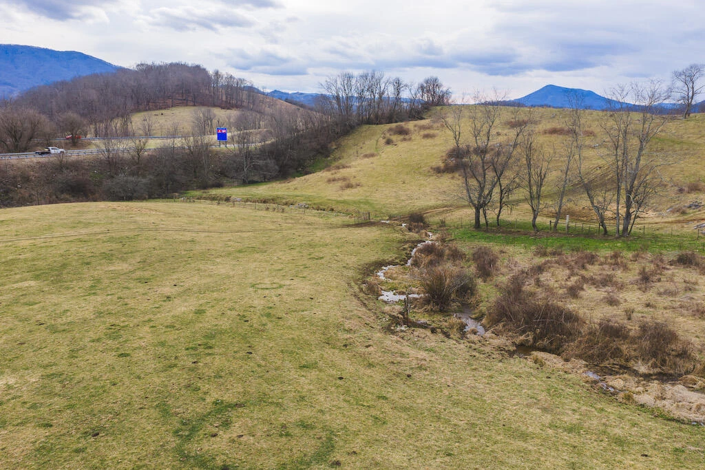 230 Barnes LN - Photo 52