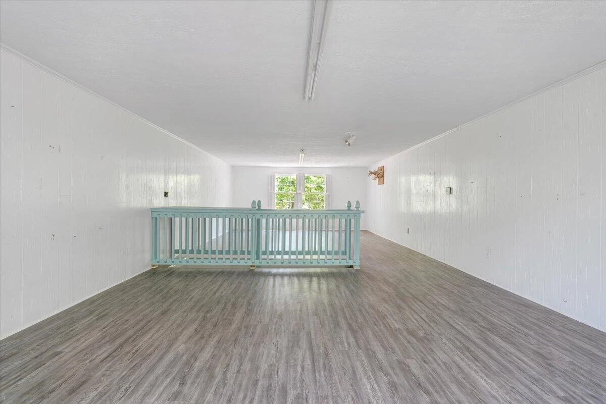 2011 Spencer-Preston RD - Photo 111