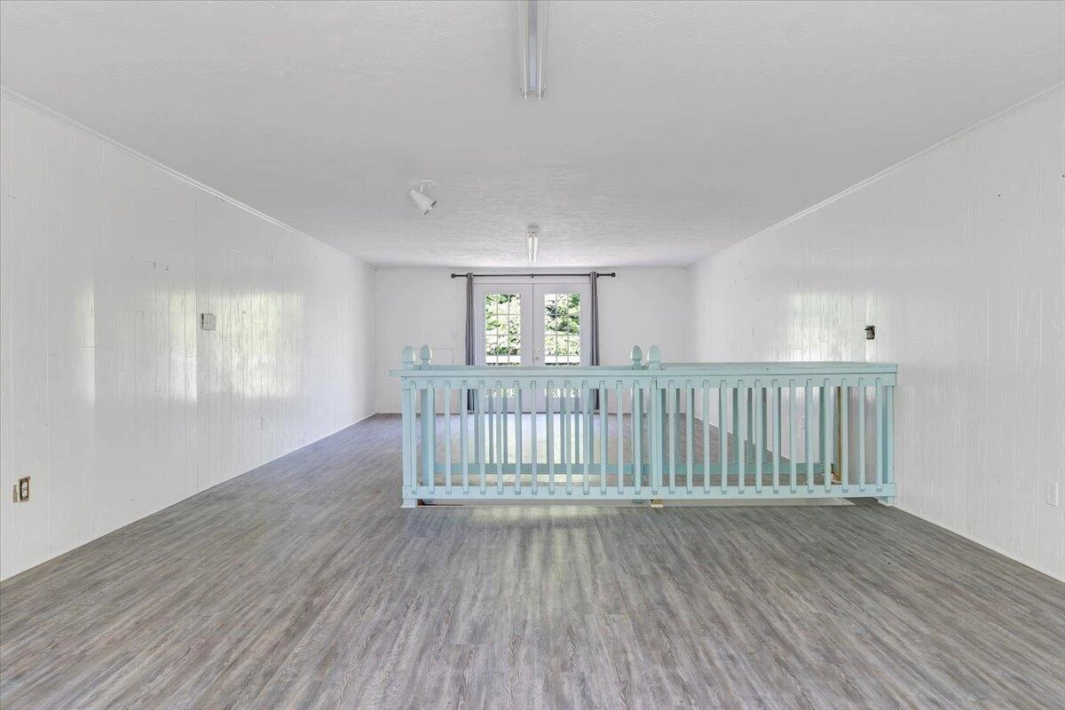 2011 Spencer-Preston RD - Photo 113
