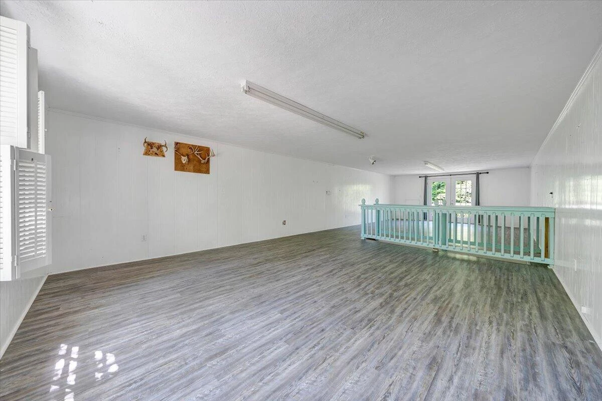 2011 Spencer-Preston RD - Photo 114