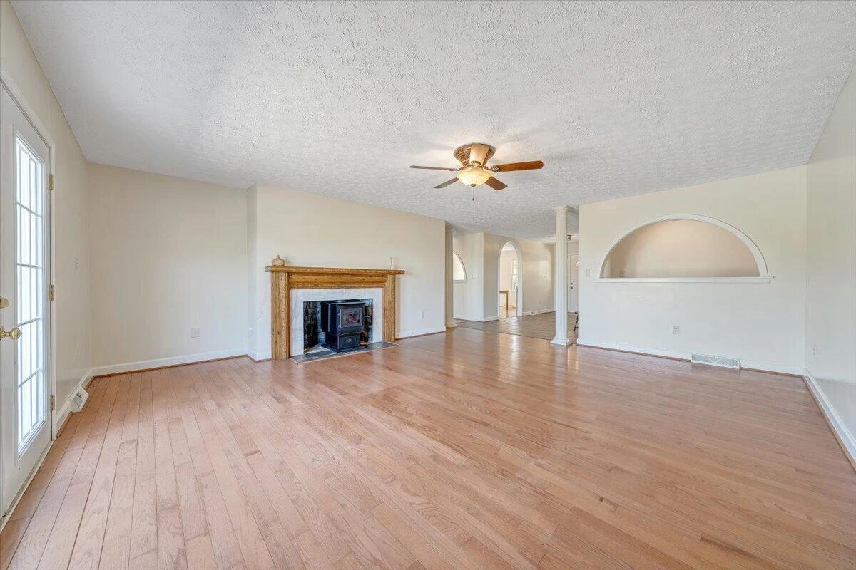 2011 Spencer-Preston RD - Photo 15
