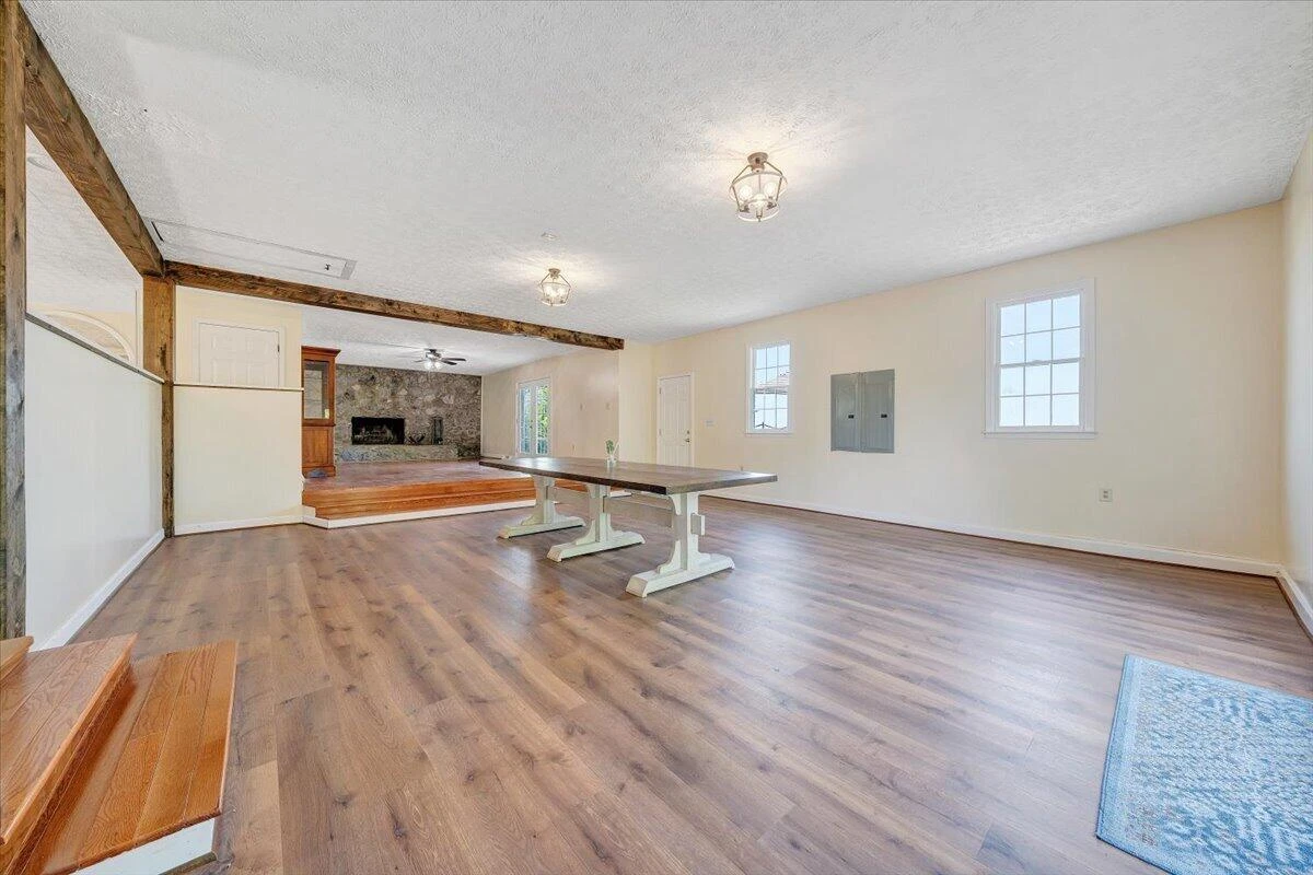 2011 Spencer-Preston RD - Photo 36