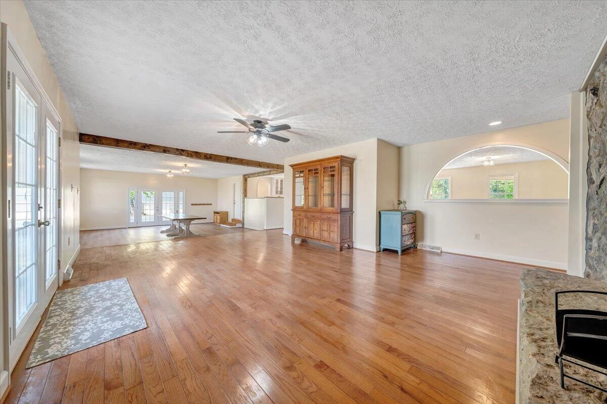 2011 Spencer-Preston RD - Photo 46
