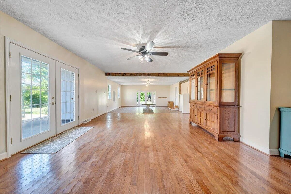 2011 Spencer-Preston RD - Photo 47