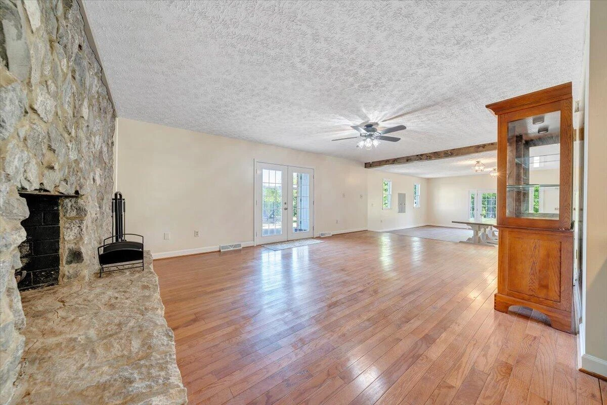 2011 Spencer-Preston RD - Photo 48