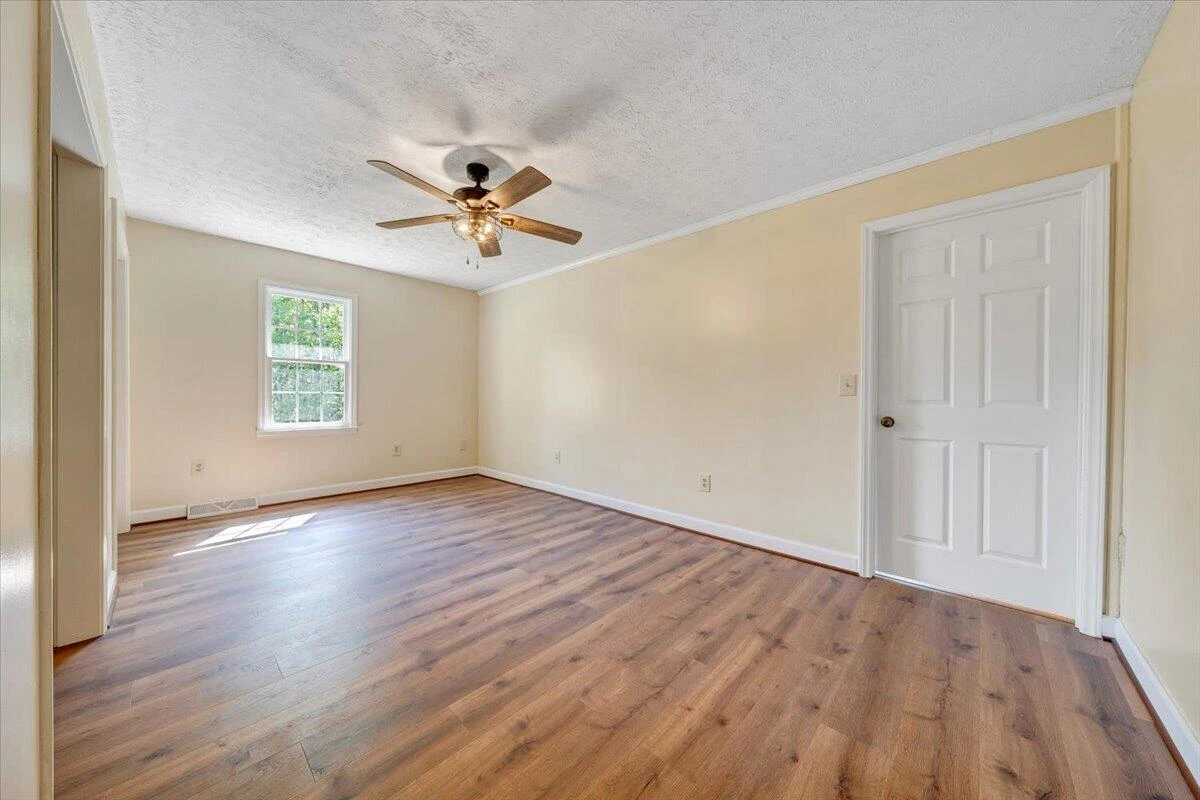 2011 Spencer-Preston RD - Photo 53