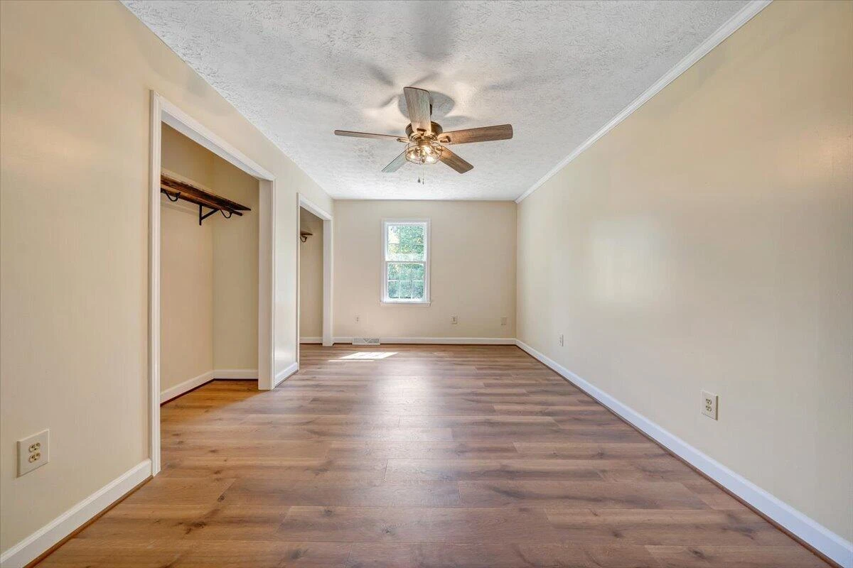 2011 Spencer-Preston RD - Photo 54