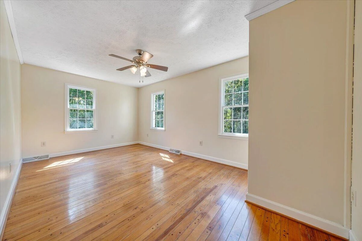 2011 Spencer-Preston RD - Photo 56