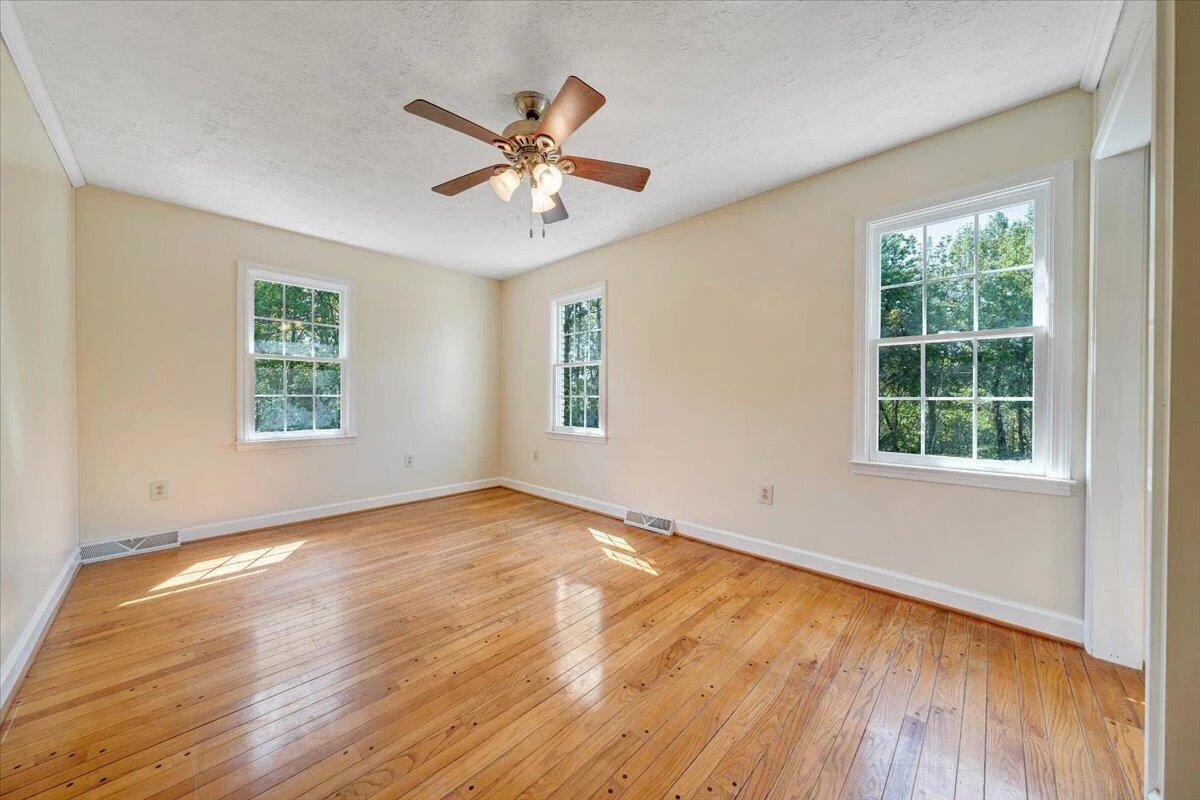 2011 Spencer-Preston RD - Photo 57