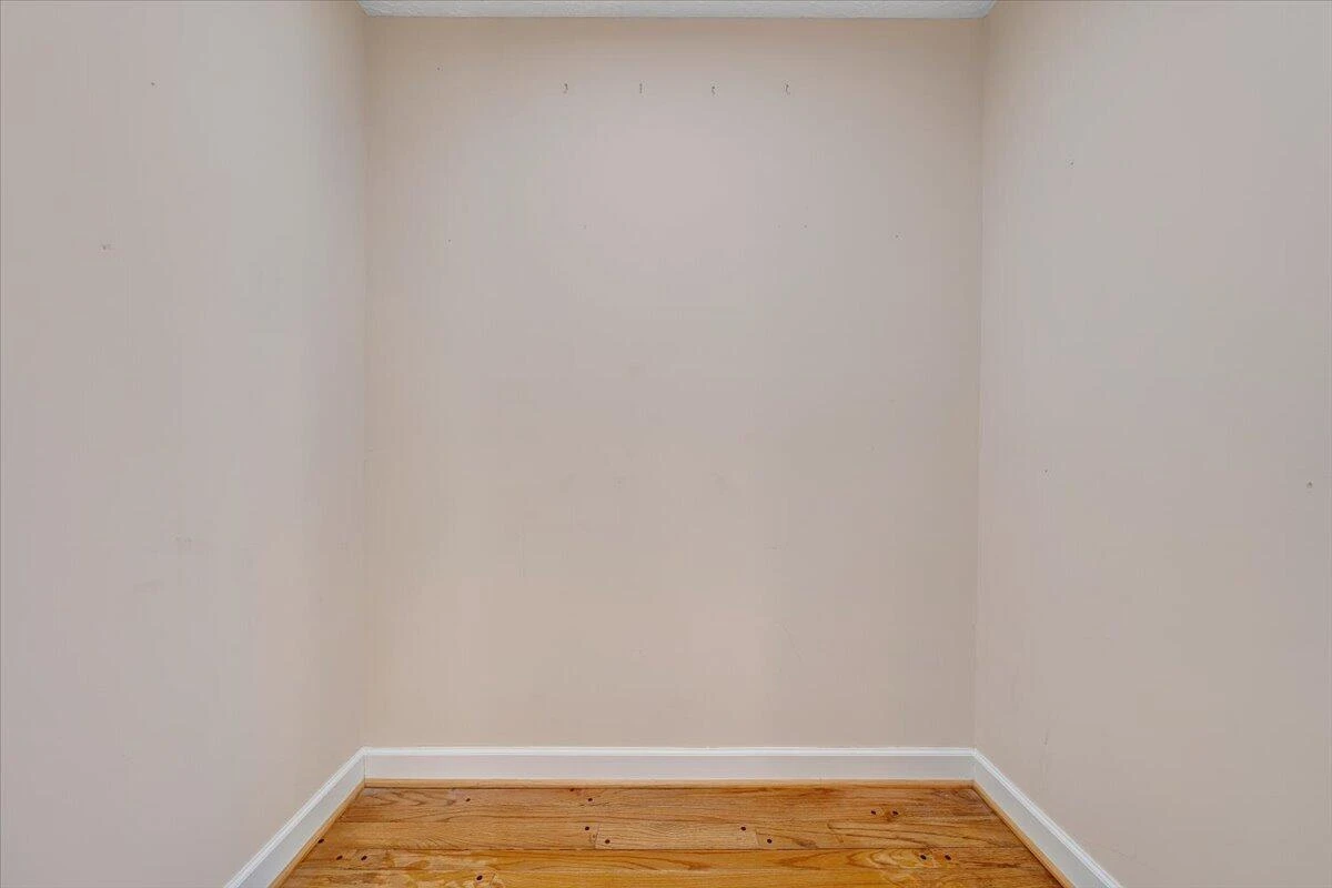 2011 Spencer-Preston RD - Photo 73
