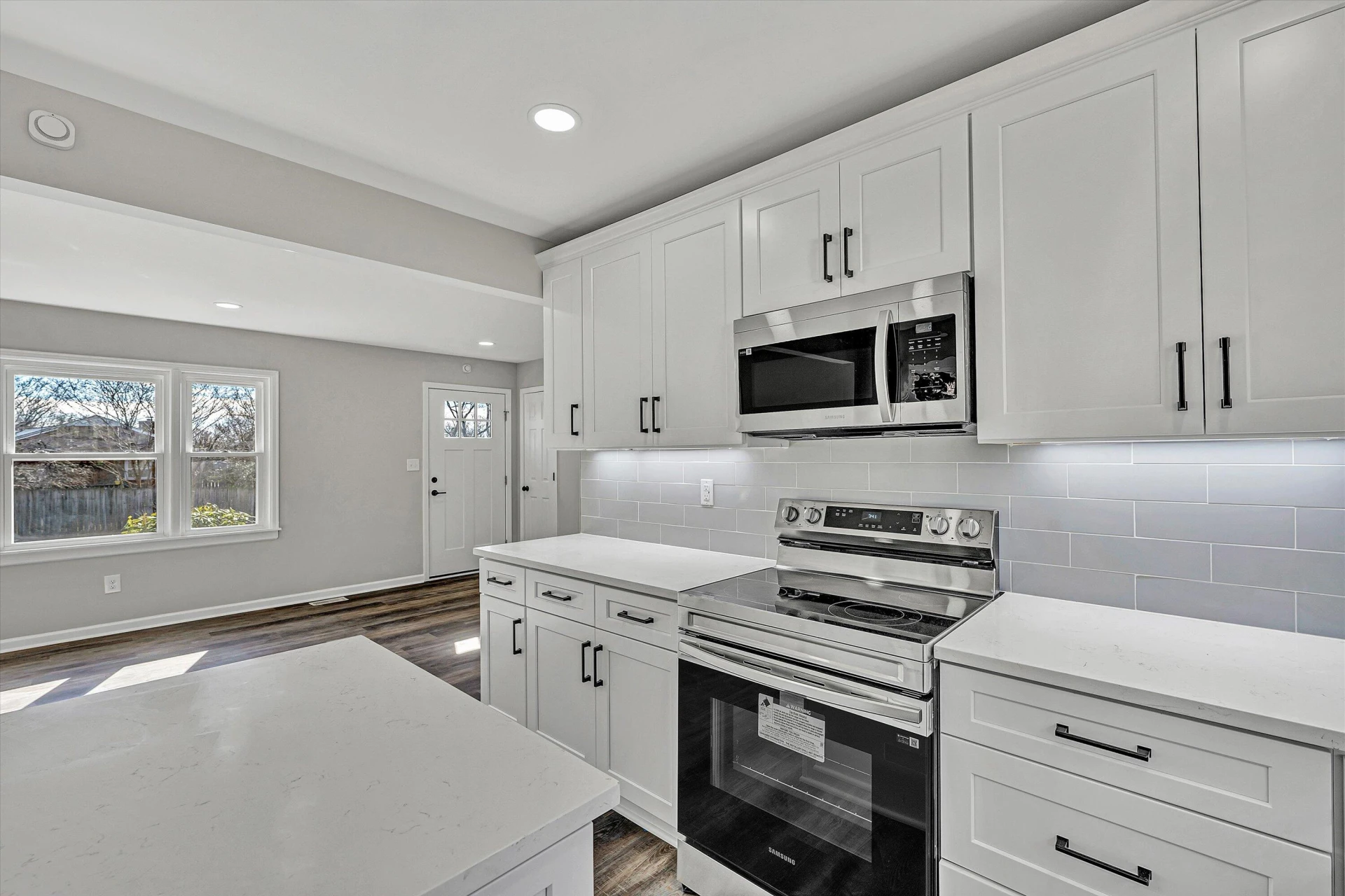 232 Verndale DR - Photo 16