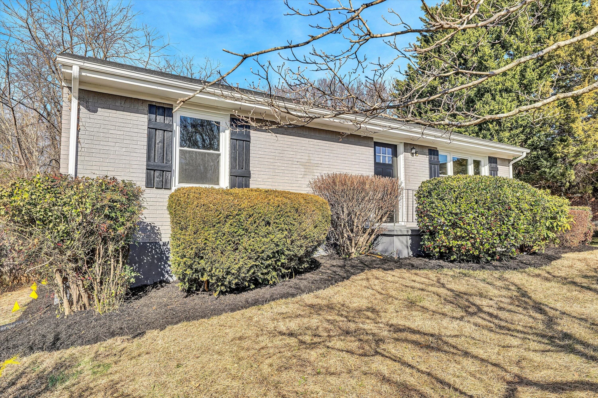 232 Verndale DR - Photo 6