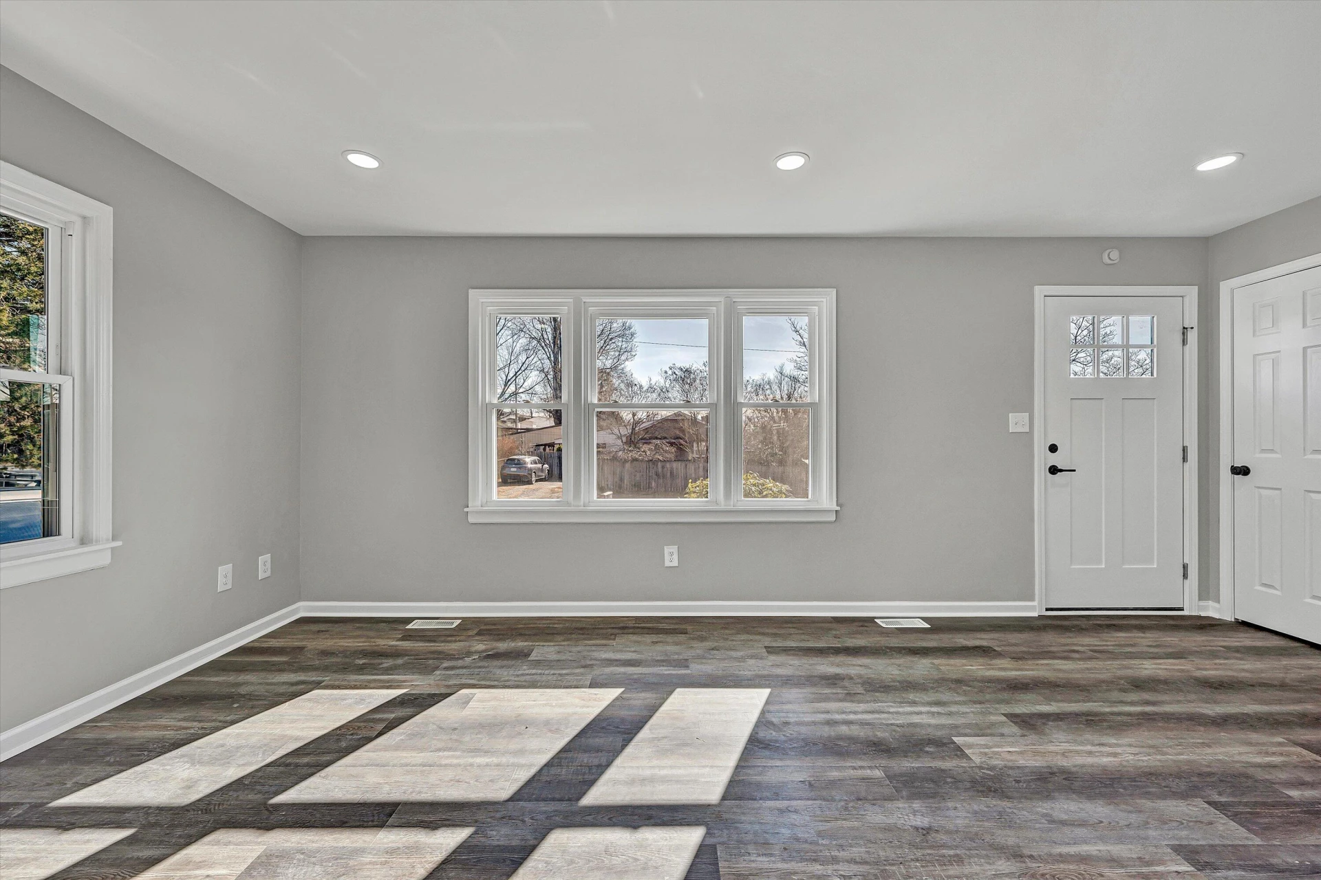 232 Verndale DR - Photo 10