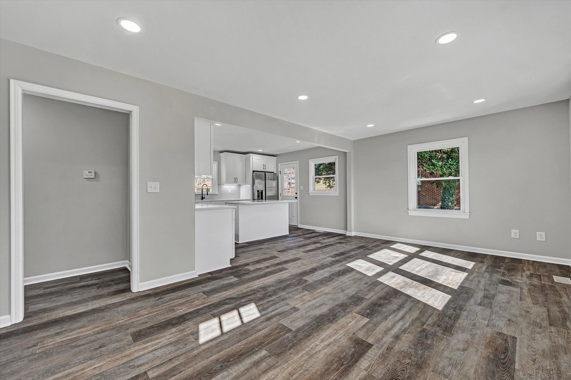 232 Verndale DR - Photo 11