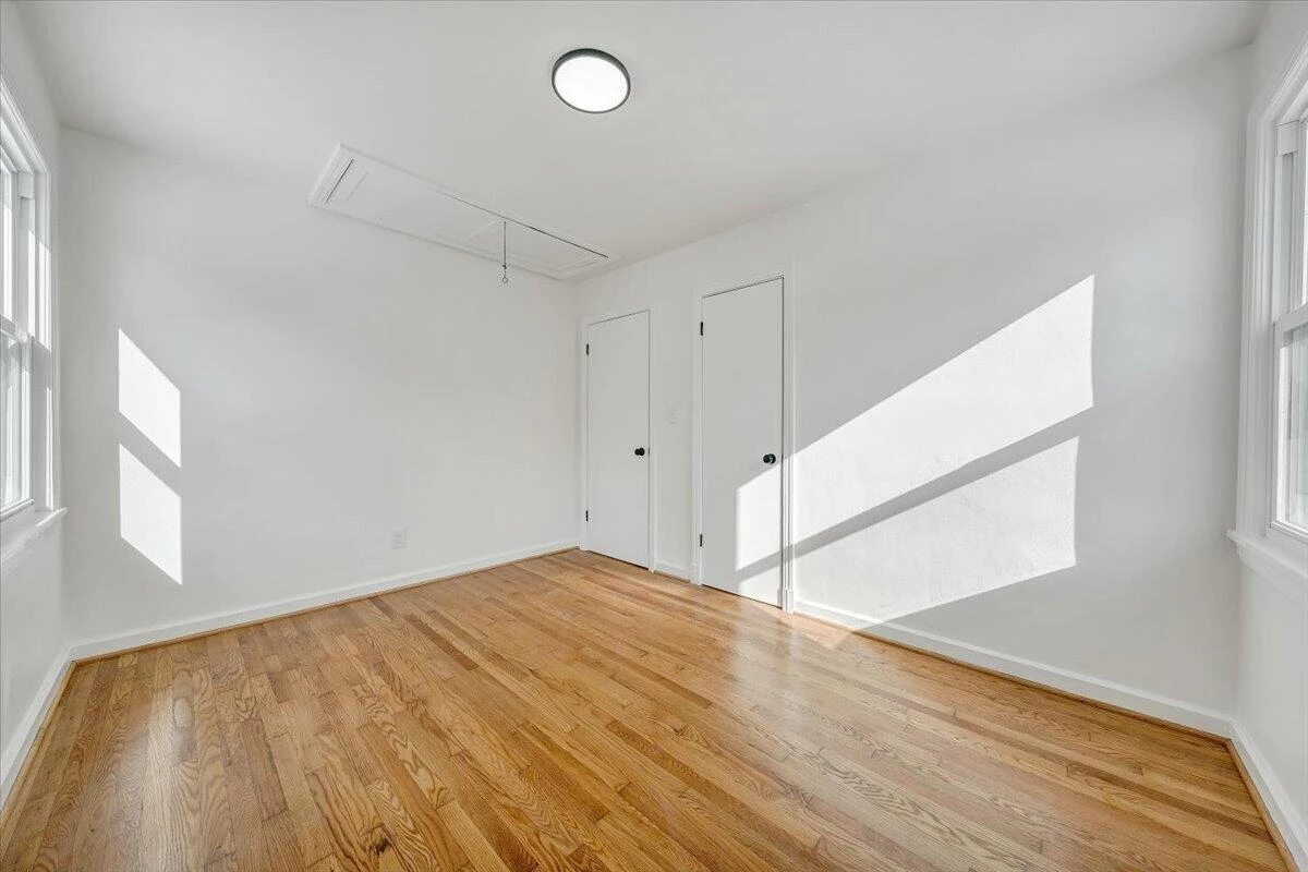 1036 Hunt AVE NW - Photo 14