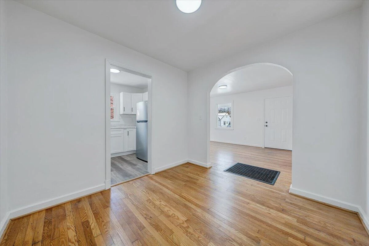1036 Hunt AVE NW - Photo 8