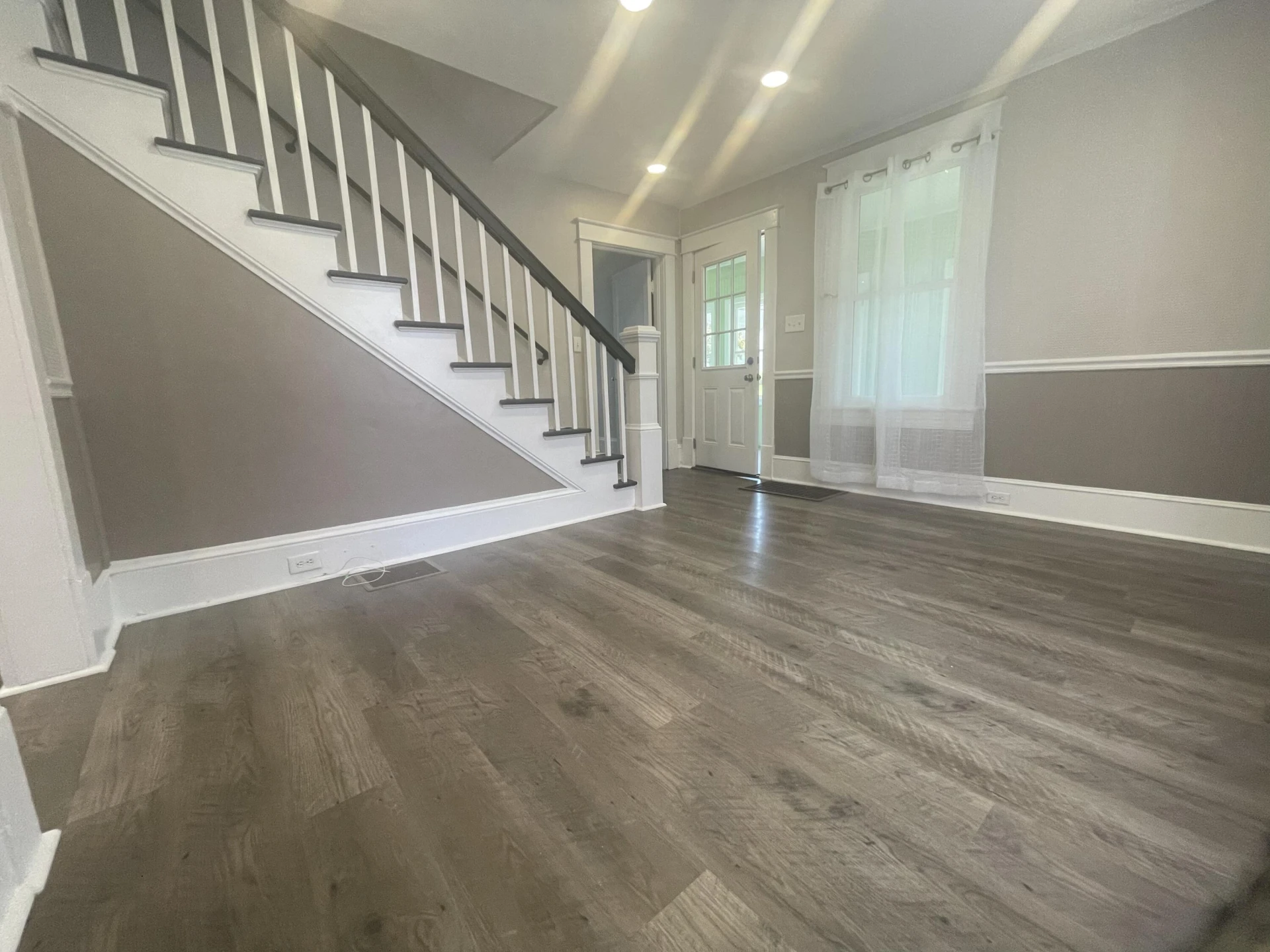 216 W Augusta AVE - Photo 22
