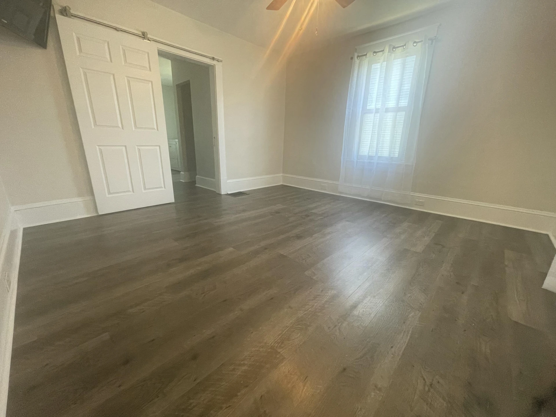 216 W Augusta AVE - Photo 38